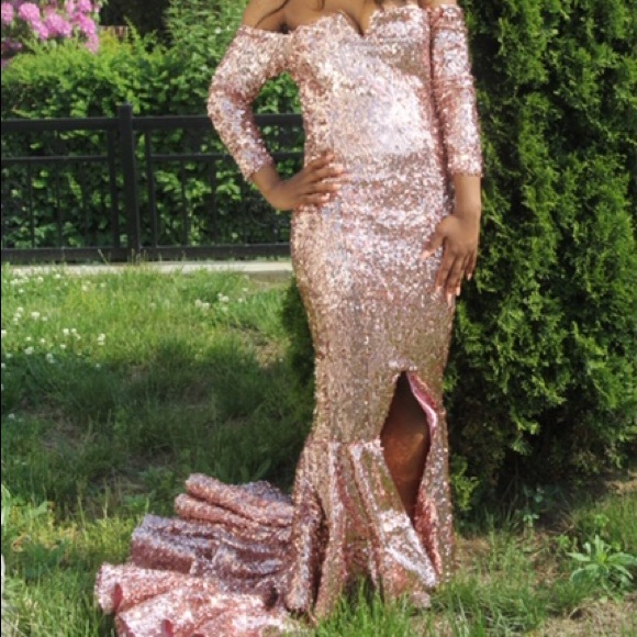 Prom dress - Picture 3 of 8